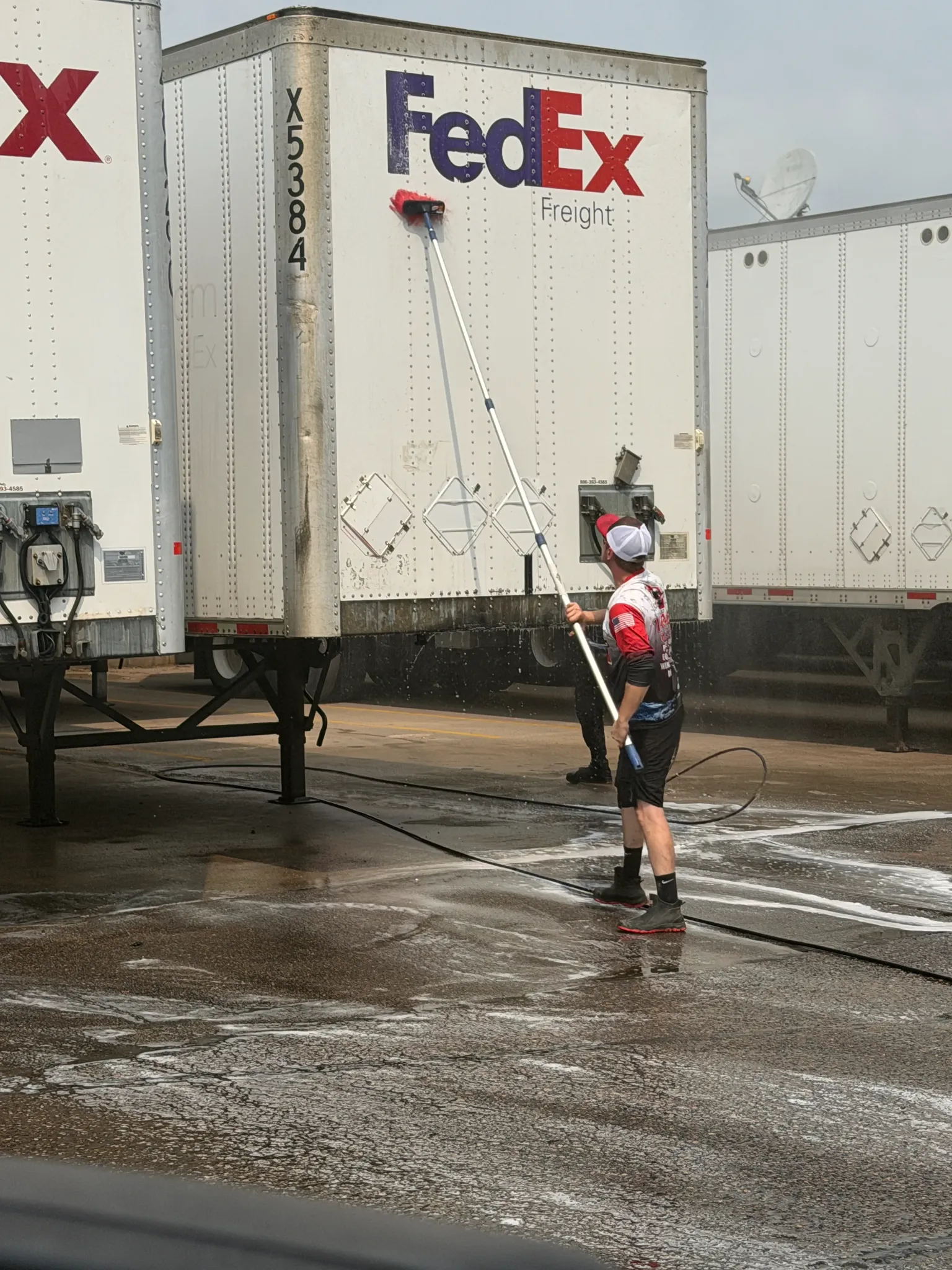 Badger Mobile Wash fleet washing a commercial truck in Wisconsin