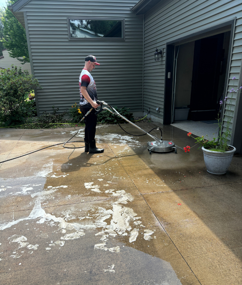 Badger Mobile Wash - Pressure Washing A House