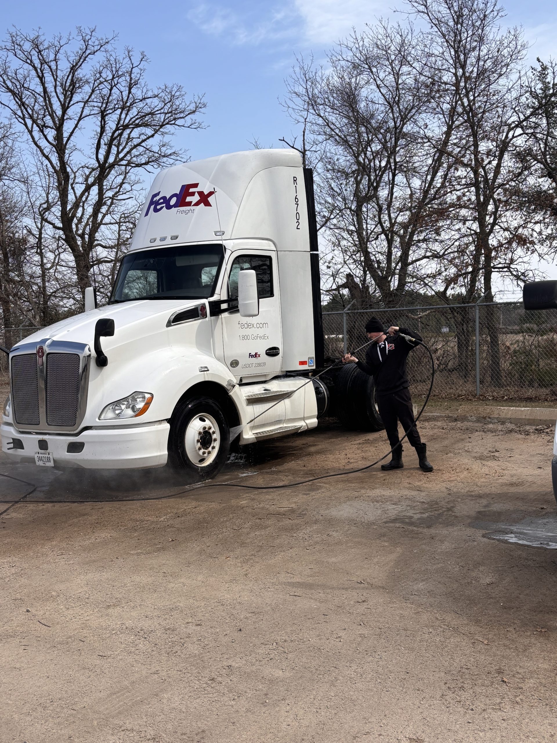 FedEx truck washing